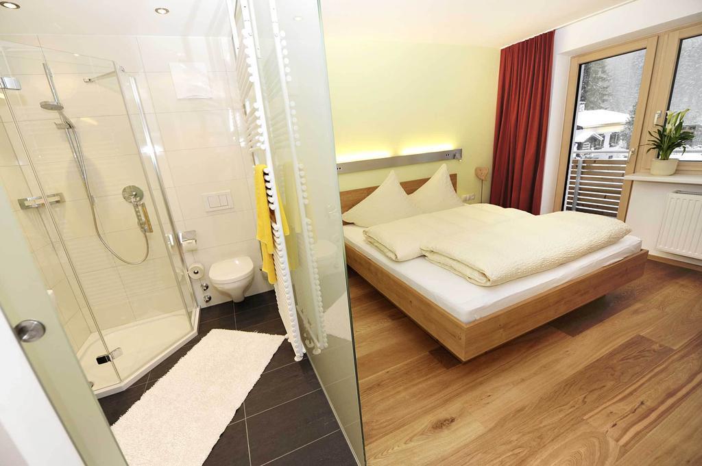 Valbella Bed & Breakfast Партенен Номер фото